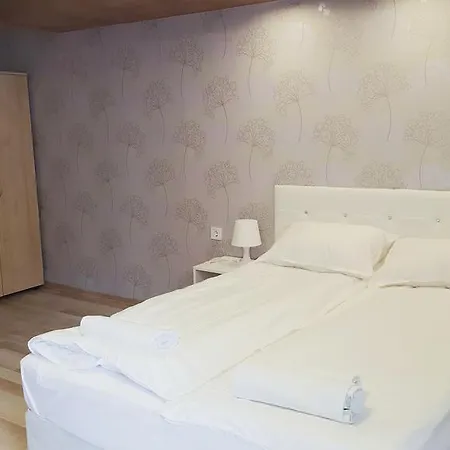 Πανσιόν Rusto 3*