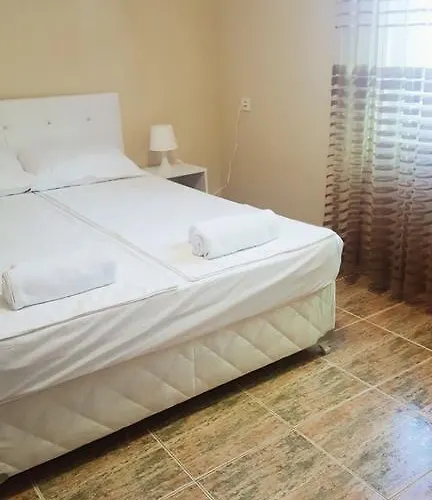 Rusto Къща за гости 3*